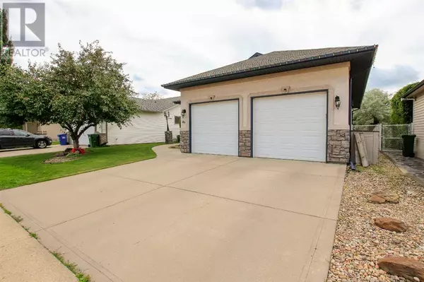 Red Deer, AB T4R2W6,49 Leung Close