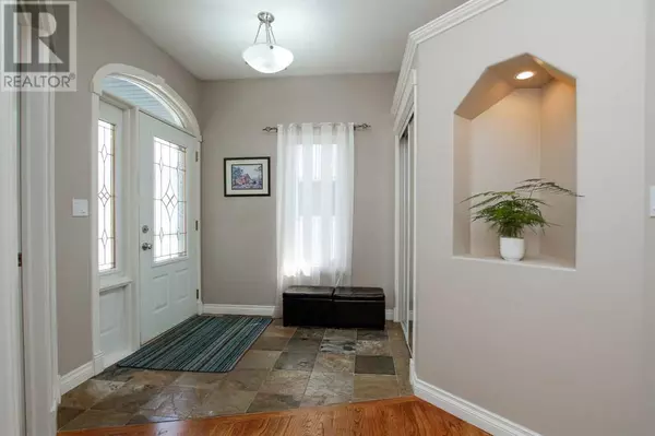 Red Deer, AB T4R2W6,49 Leung Close