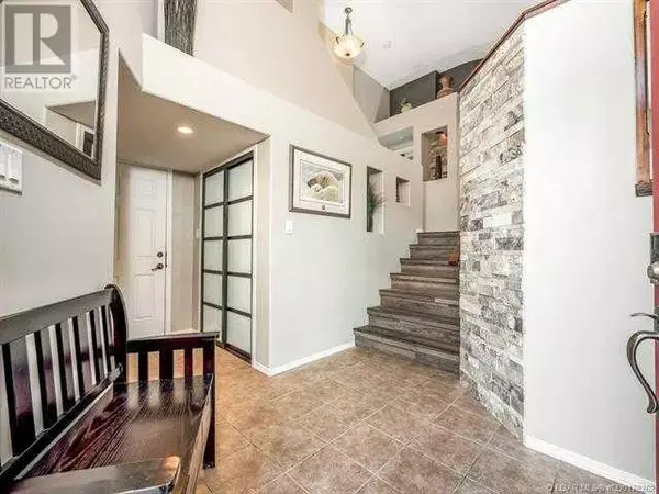 Lethbridge, AB T1H5M4,320 Thyrza Burkitt Link N