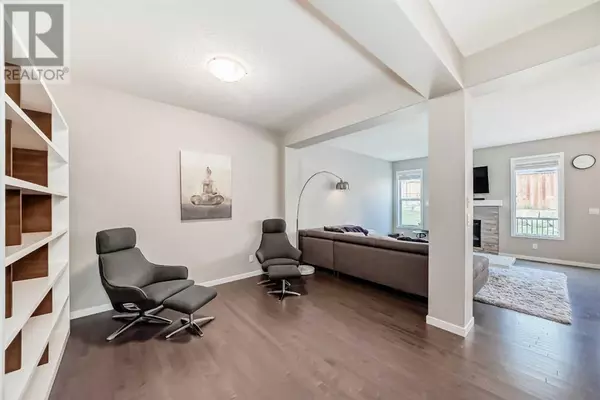 Calgary, AB T3R0T5,313 Nolancrest Circle NW