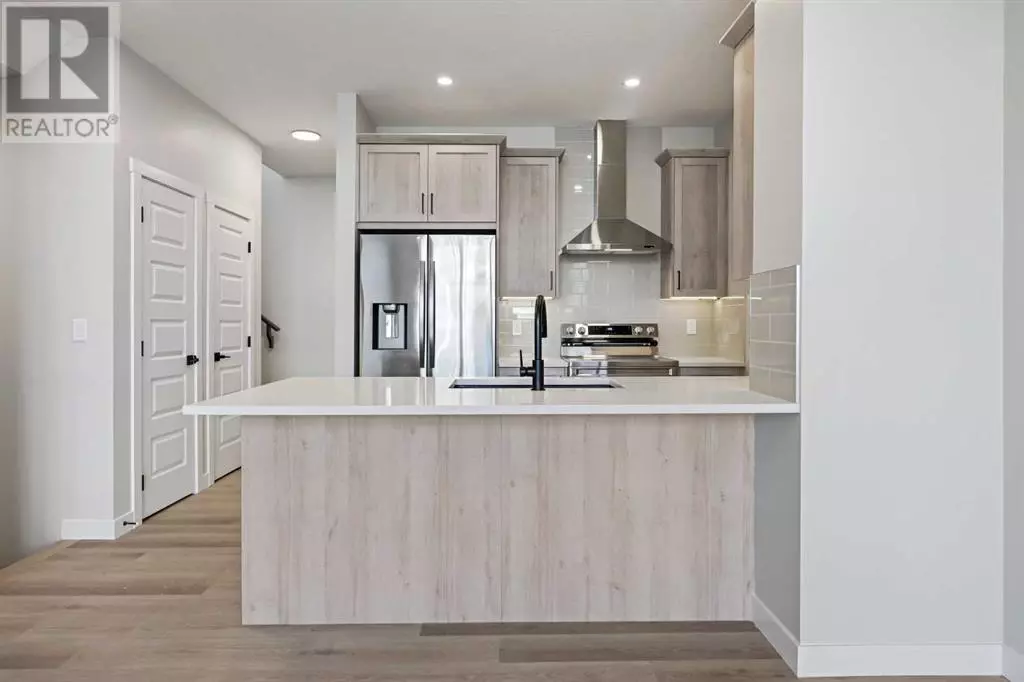 Airdrie, AB T4B5N4,2194 Bayview Drive SW