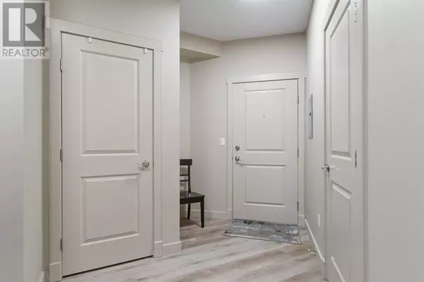 Calgary, AB T2J7J4,1617, 11811 Lake Fraser Drive SE