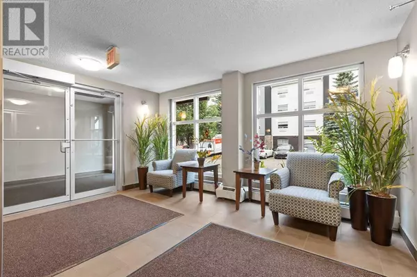 Calgary, AB T2J7J4,1617, 11811 Lake Fraser Drive SE