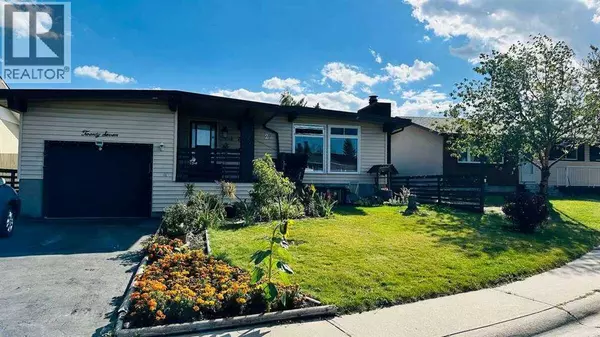 27 Penworth Place SE, Calgary, AB T2A4G4