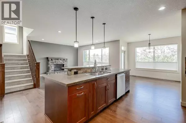 Calgary, AB T3L0B8,94 Tuscany Summit Green NW