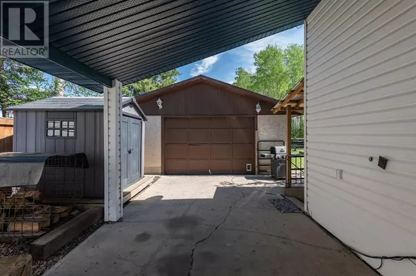 Fort Mcmurray, AB T9H4M6,128 Ermine Crescent
