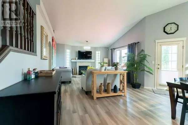 Calgary, AB T3A5P3,138 Hampstead Circle NW