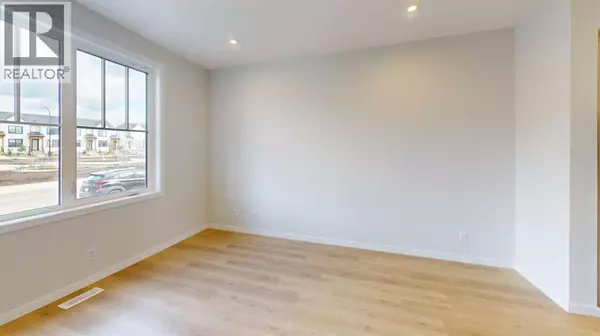 Calgary, AB T3S0P8,1465 Rangeview Drive SE