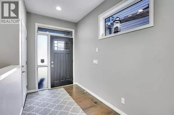 Calgary, AB T3J0V8,33 Savanna Green NE