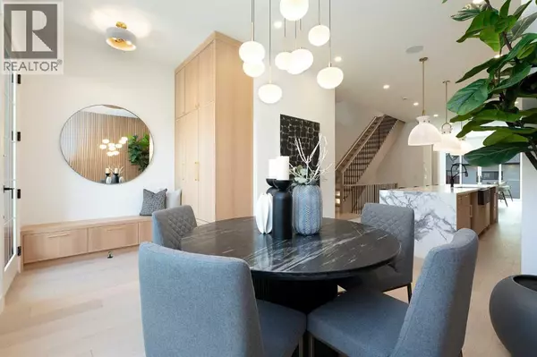 Calgary, AB T2N3H6,1807 Broadview Road NW