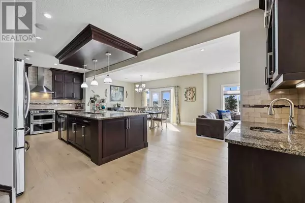 Airdrie, AB T4B3K4,913 Canoe Green SW