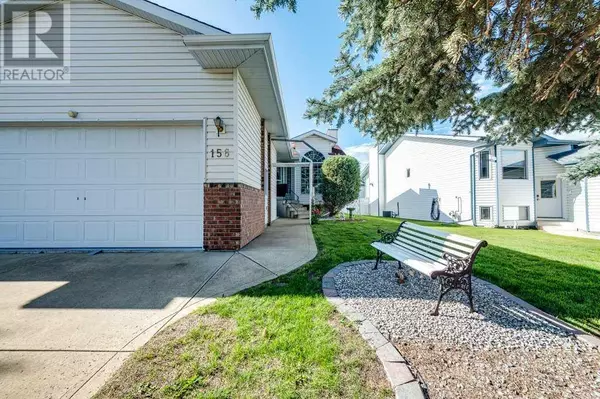 Red Deer, AB T4R2M6,156 Doran Crescent