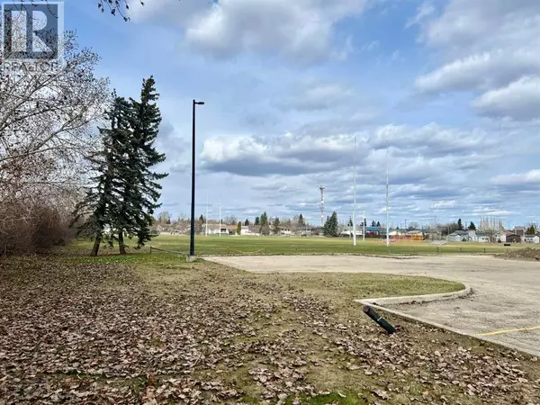 Grande Prairie, AB T8V1Y2,10201 93 Street