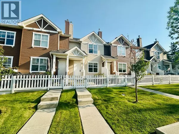 284 Elgin Gardens SE, Calgary, AB T2Z4T7