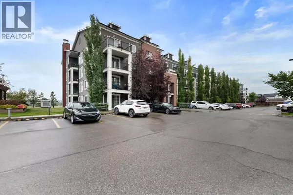 Calgary, AB T2Z5C9,4414, 99 Copperstone Park SE