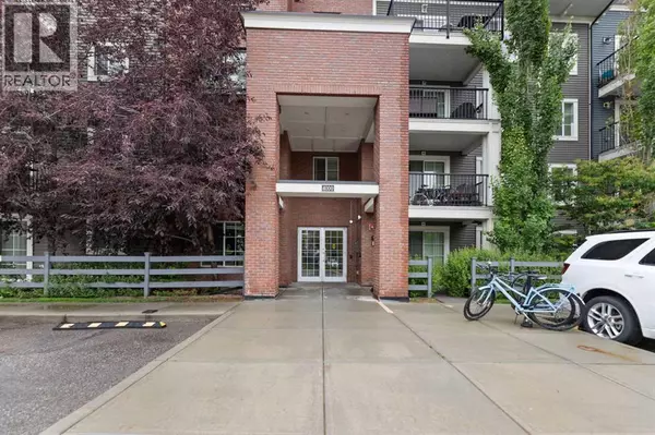 Calgary, AB T2Z5C9,4414, 99 Copperstone Park SE