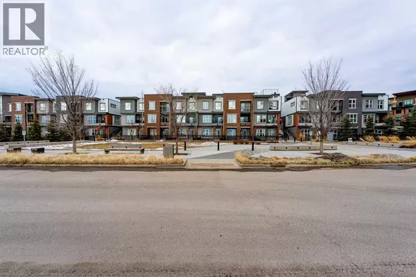 Calgary, AB T3E8A9,2310, 95 Burma Star Road SW