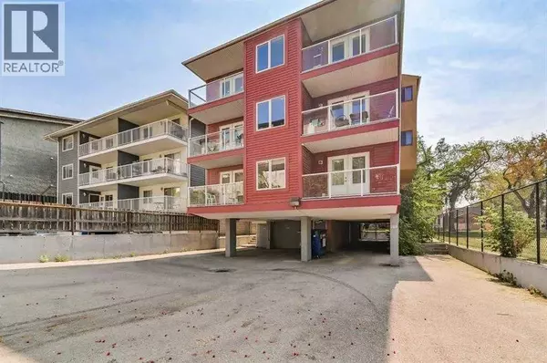 Calgary, AB T3E5A8,301, 636 Meredith Road NE
