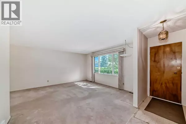 Calgary, AB T2K4B4,167 Huntridge Road NE