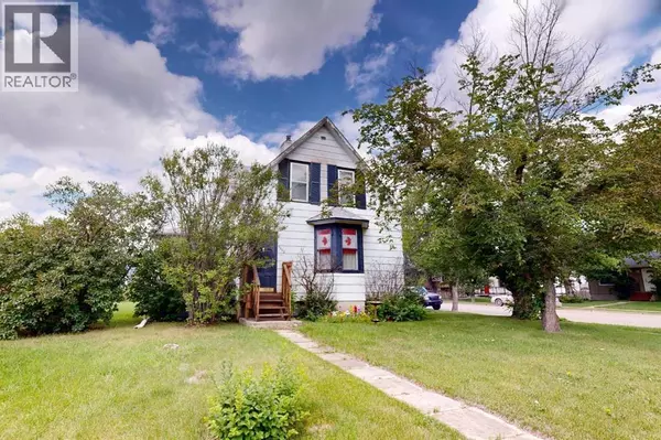 4502 49 Avenue, Stettler, AB T4K1A5