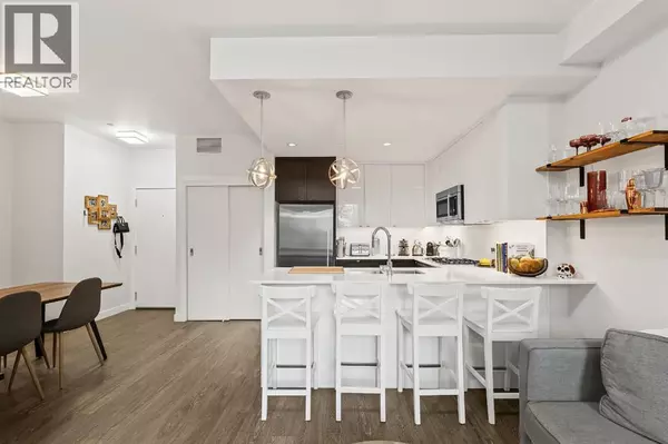 Calgary, AB T2S3H1,118, 305 18 Avenue SW