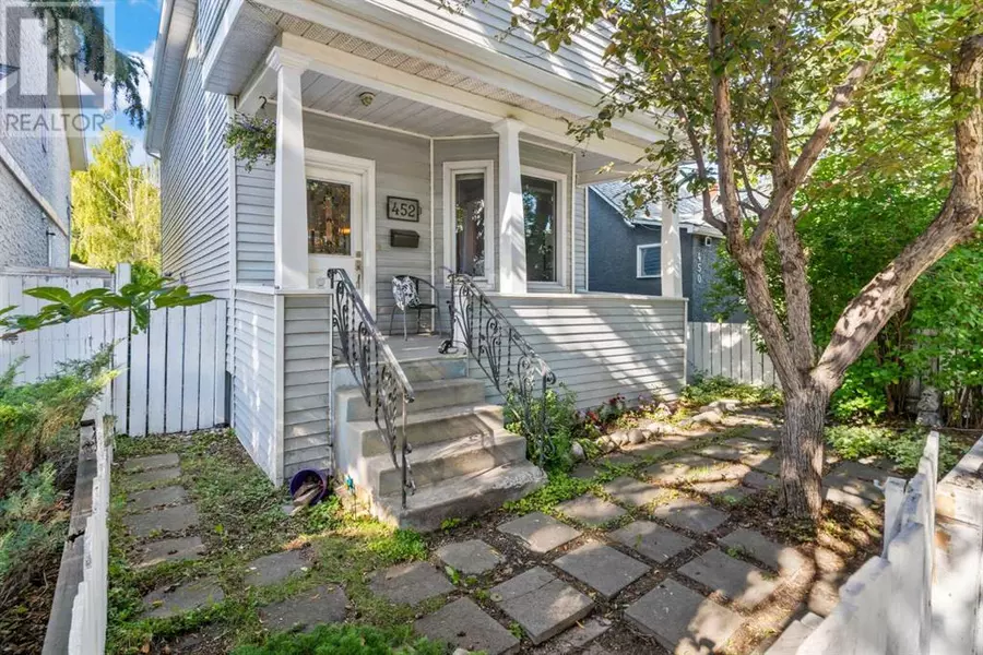 452 20 Avenue NW, Calgary, AB T2M1C4