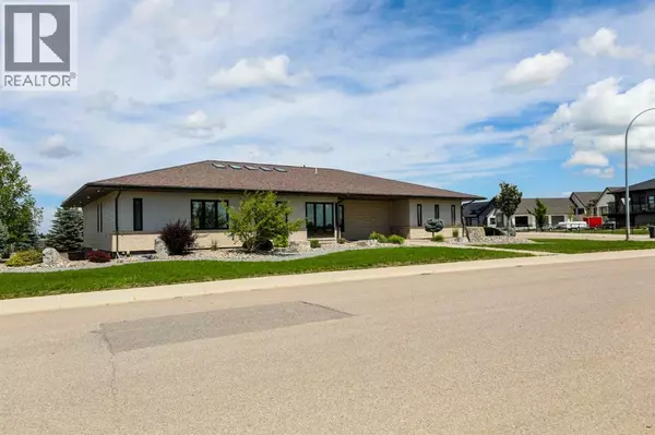 Lethbridge, AB T1K8J1,500 Gold Canyon Place S