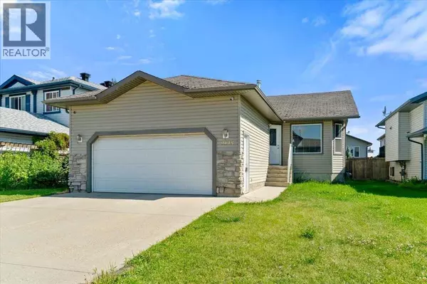 9445 90A Street, Grande Prairie, AB T8X0A2