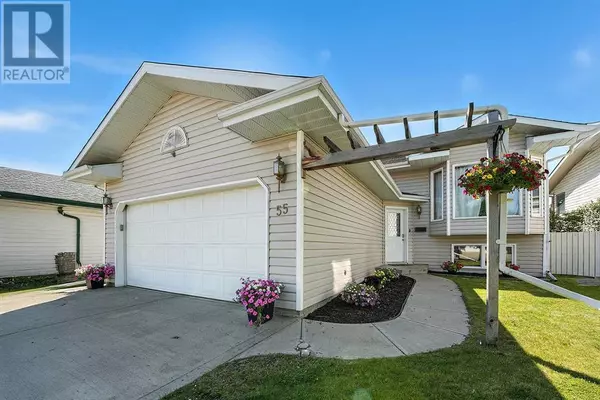 55 Duston Street, Red Deer, AB T4R2K4