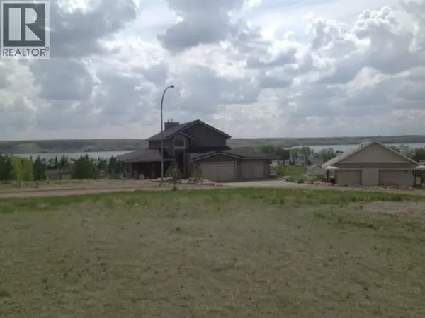 Rural Vulcan County, AB T0L0R0,206 Royal Oak Lane S