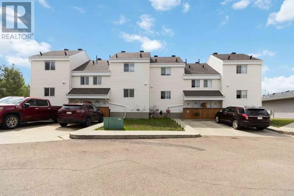 Fort Mcmurray, AB T9H3R5,61, 711 Beacon Hill