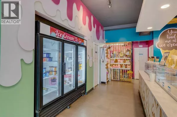 Calgary, AB T2G0S7,1109 9 Avenue SE