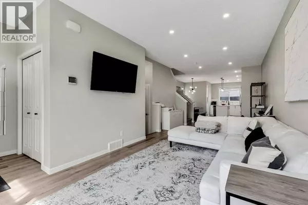 Calgary, AB T2X4P7,46 Creekstone Path SW