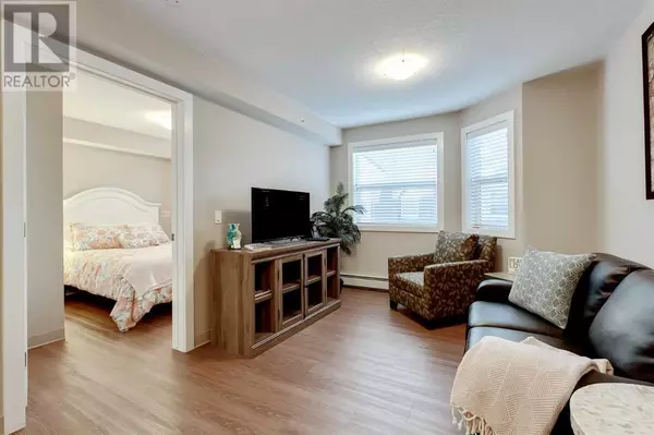 Calgary, AB T2Y5G9,425, 2635 Eversyde Avenue SW