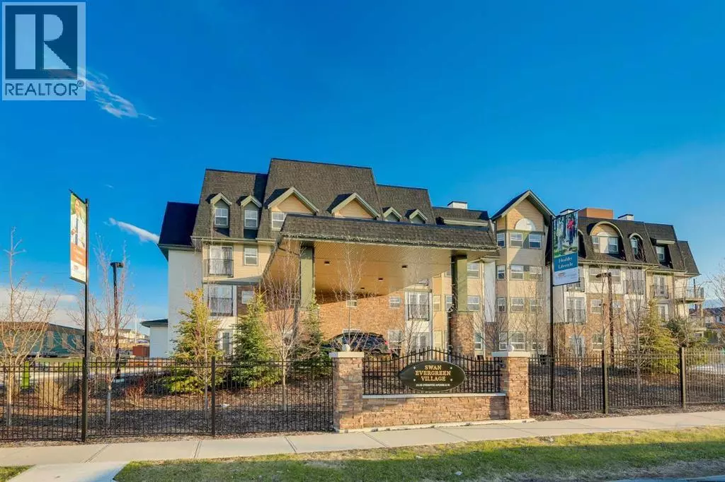 Calgary, AB T2Y5G9,425, 2635 Eversyde Avenue SW