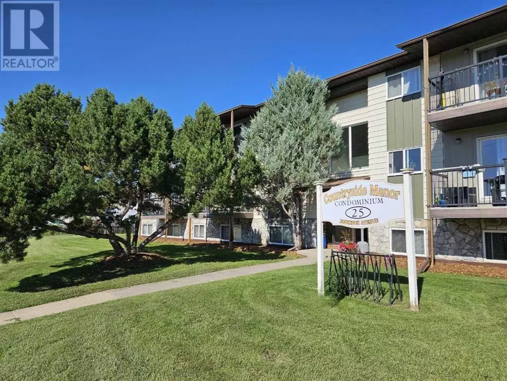 Penhold, AB T0M1R0,206, 25 Robinson Avenue