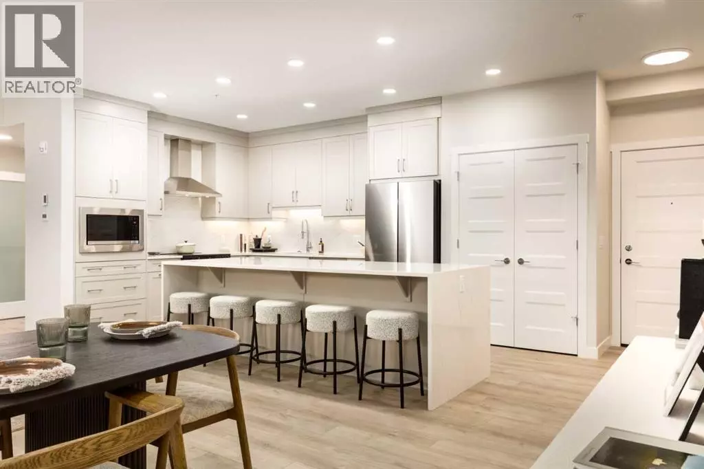 Calgary, AB T3H6H5,2113, 2117 81 Street SW