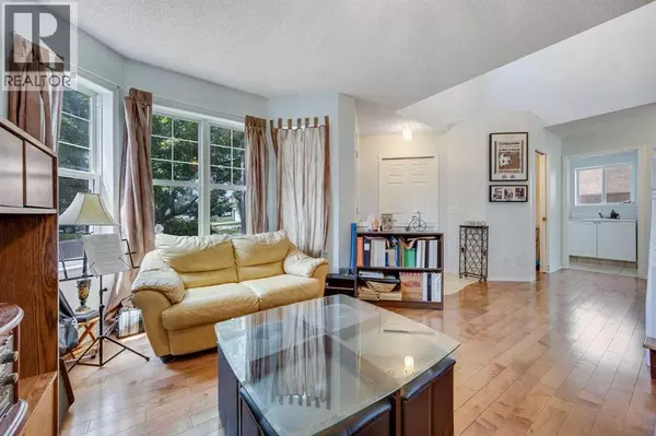 Calgary, AB T2Z2T4,192 Douglas Ridge Green SE