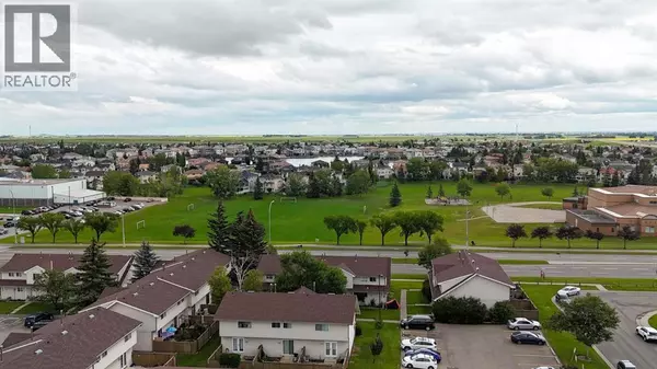 Calgary, AB T3J1L8,41, 1515 Falconridge Drive NE