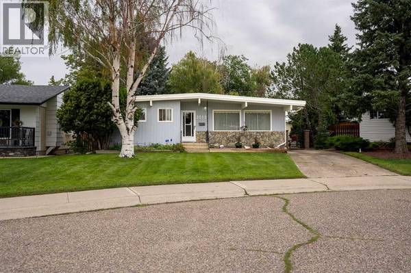 2013 23 Avenue S, Lethbridge, AB T1K1J4
