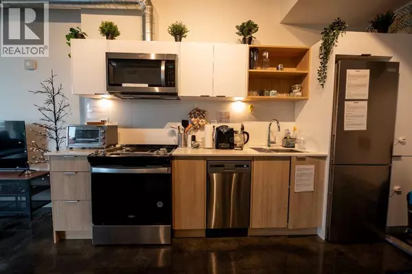 Calgary, AB T3C0W3,708, 1319 14 Avenue SW