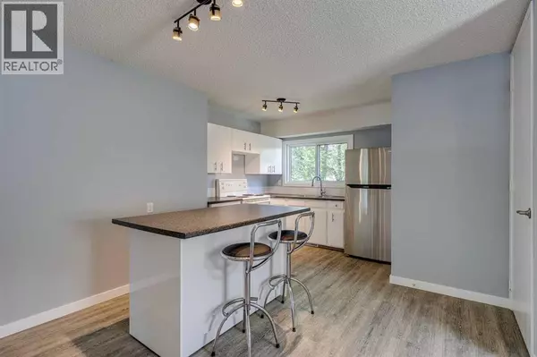 Airdrie, AB T4B1K5,72 Aspen Crescent SE