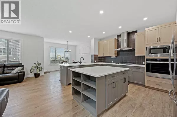 Airdrie, AB T4A0L9,931 Langholm Drive SE