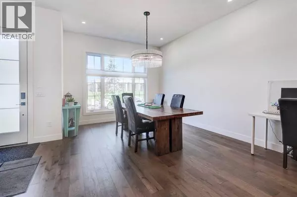 Calgary, AB T3E1L1,2347 53 Avenue SW