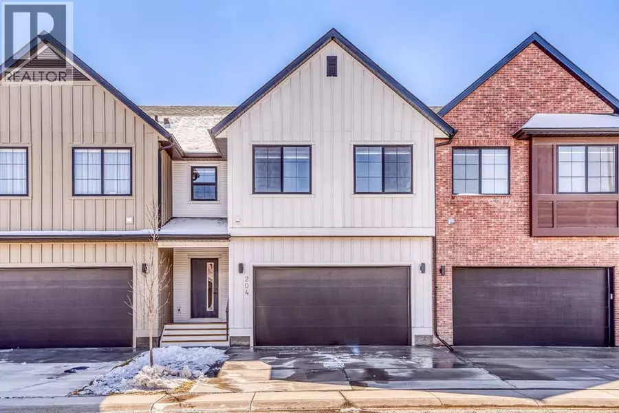 204, 201 Cooperswood Green SW, Airdrie, AB T3B3Y6