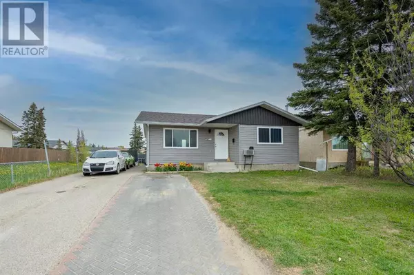 7677 Patterson Drive, Grande Prairie, AB T8V3Z4