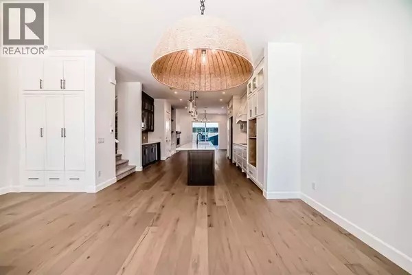 Calgary, AB T2T5C3,5006 21A Street SW