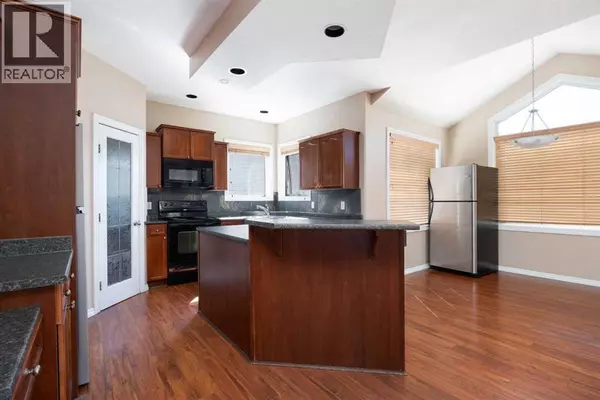 Fort Mcmurray, AB T9K0B2,248 Paulson Street