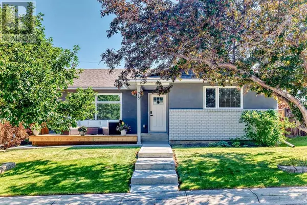 76 Lake Huron Place SE, Calgary, AB T2J5H9
