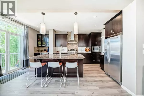 Calgary, AB T3R0K7,8 Sage Bank Way NW